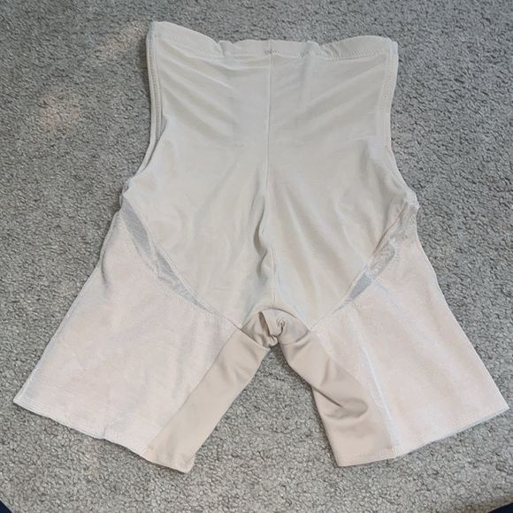 Honeylove SuperPower Short Shapewear Sand Nude Beige Medium - Picture 8 of 9